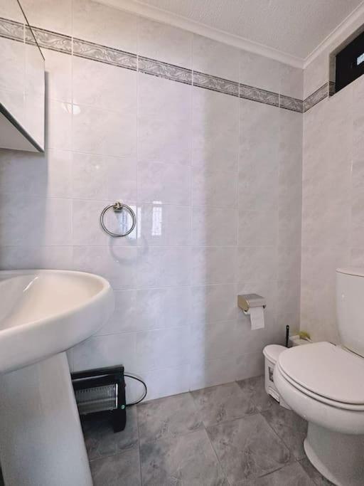 Glyfada Grand Residence Atenas Exterior foto